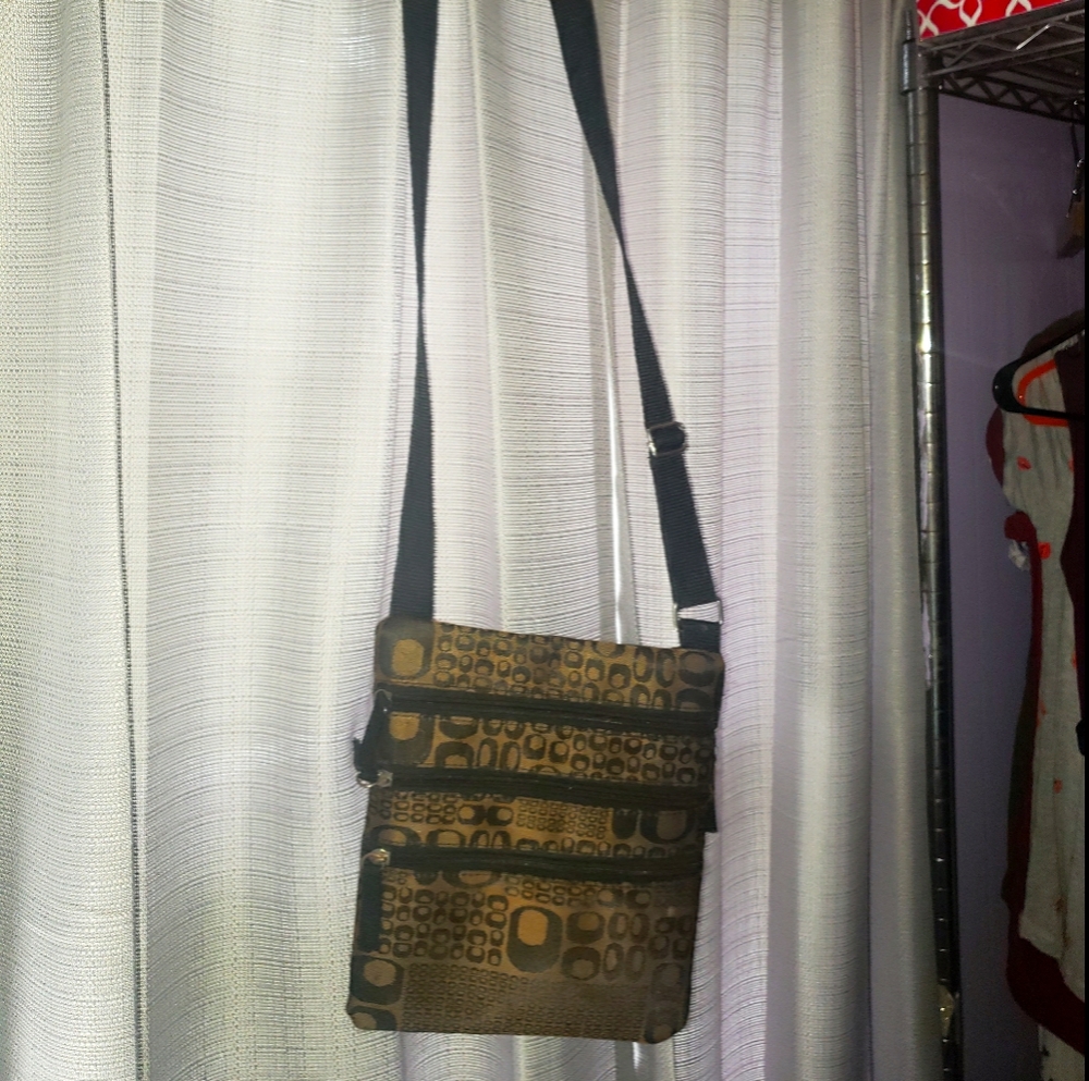 Crossbody/over the shoulder purse